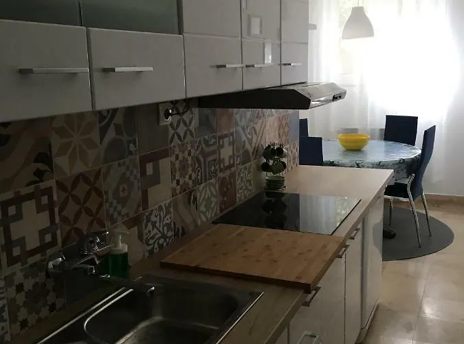 Get 아파트 수페타르